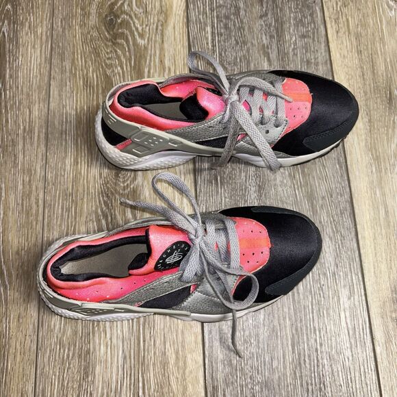 Nike Huarache Run Youth US Size 5Y Hot Punch Pink Wolf Gray 654280-600 Shoes - Picture 2 of 11